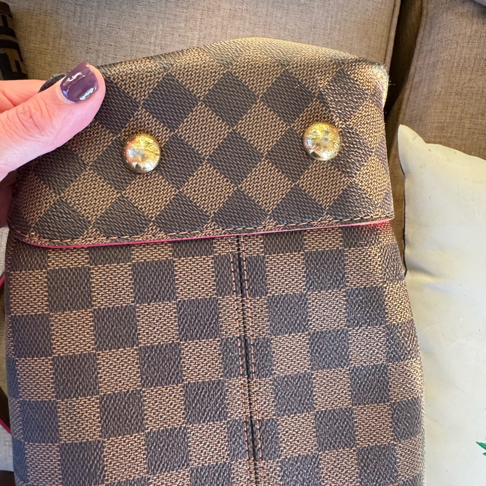 ๐ Louis Vuitton HOBO MM Damier Cerise - Picture 10 of 16